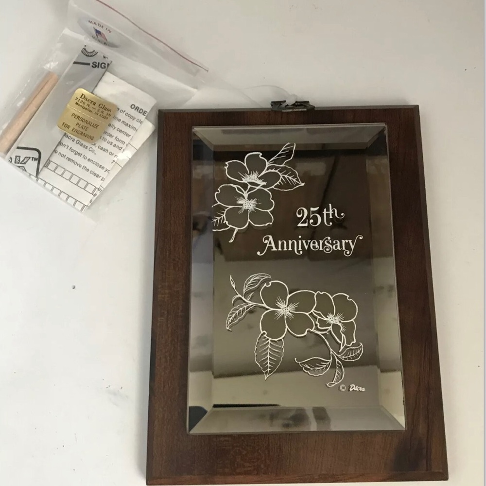 Vintage New Happy 25th Anniversary plaque Dacra Glass Company.